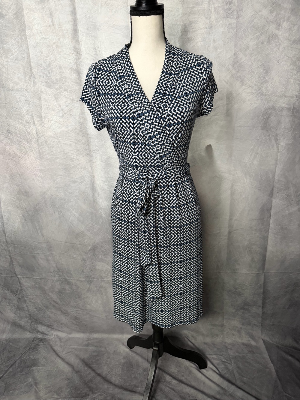 Liz Claiborne Navy, Black & White Printed Wrap-Style Dress - Small